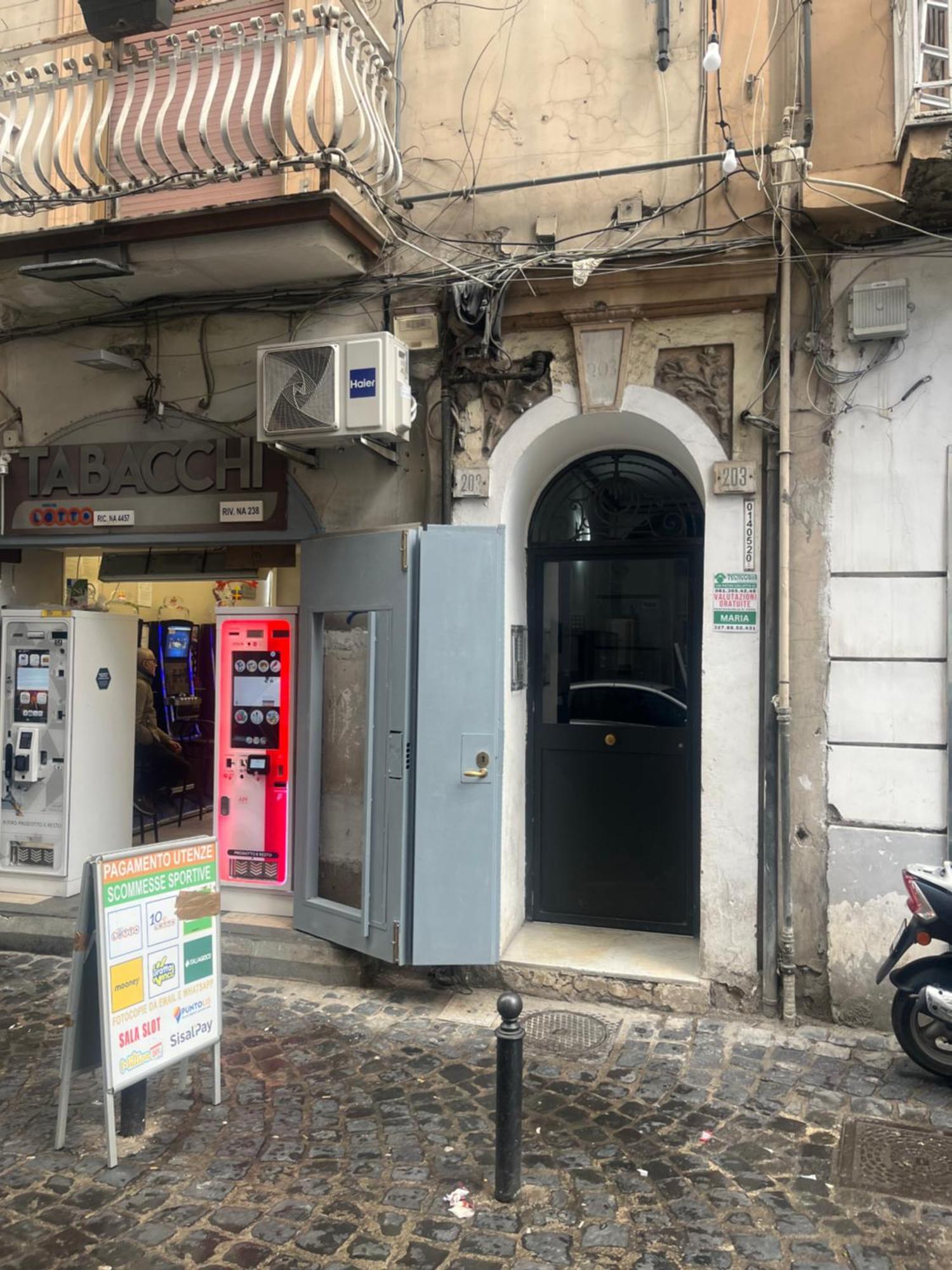 Casa Ferrieri * Naples